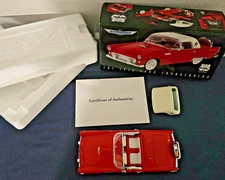 Wix Collector's Edition 1956 Ford Thunderbird 1:24