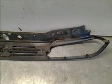 Calandre Peugeot 806