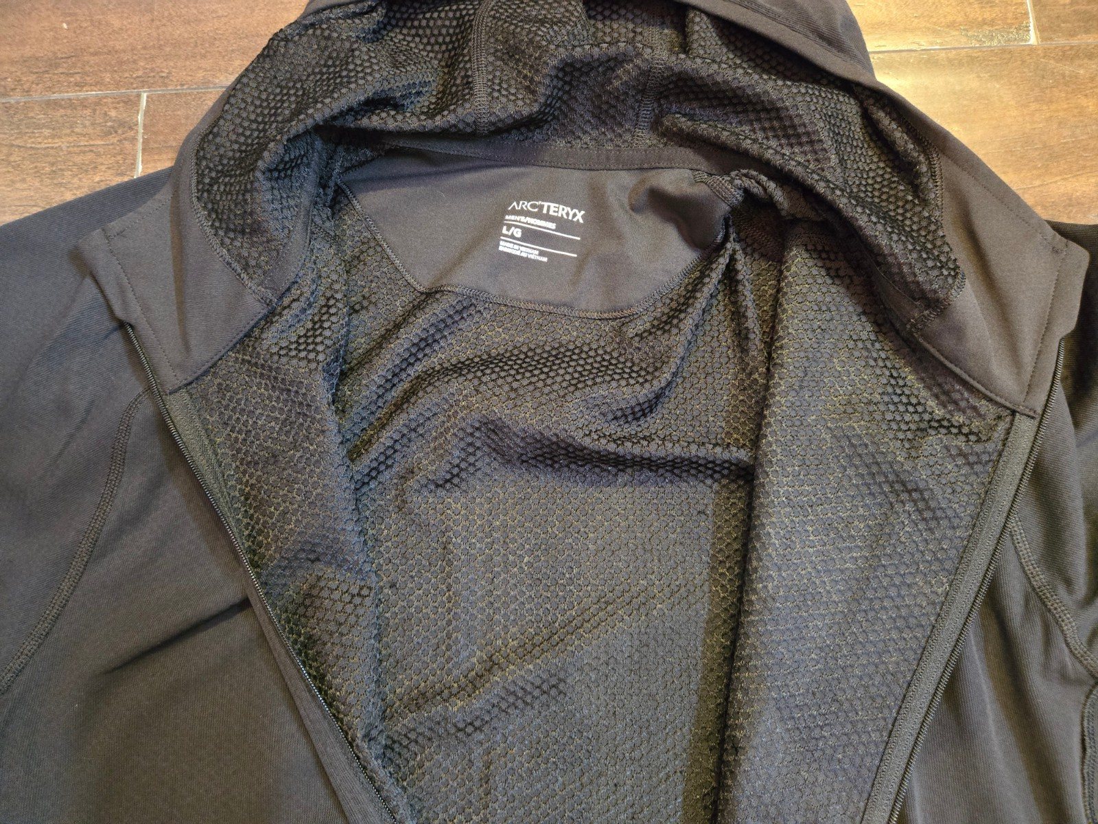 Arc'teryx Delta Giacca con Cappuccio M Nero