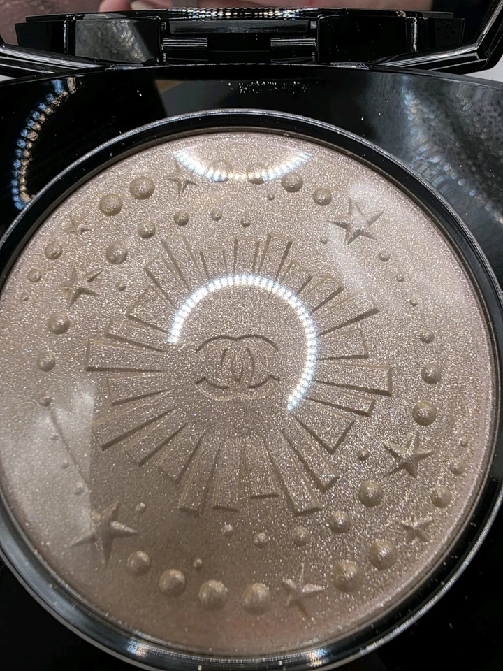 Iluminador de férias CHANEL Diamond Dust Illuminating edição limitada raro novo na caixa autêntico - Imagem 4 de 4
