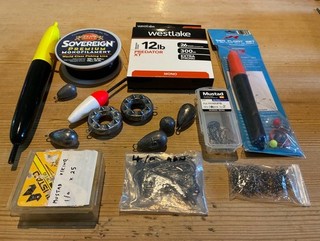 Big Sea Fishing Job Lot. 250 hooks 16 rigs lures floats leads line booms.