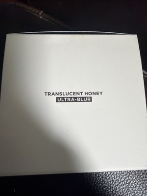 Laura Mercier Translucent Honey Ultra Blur Loose Setting Powder .7OZ  NEW IN BOX