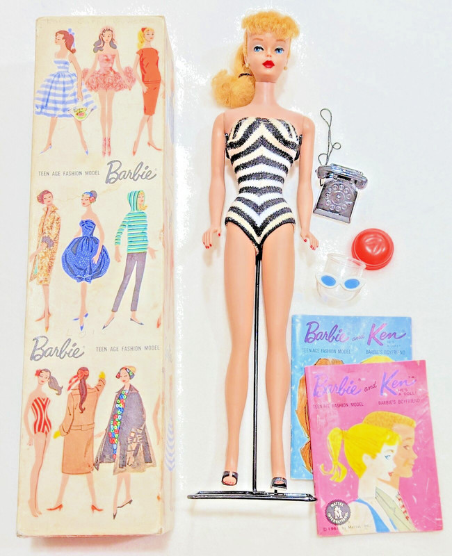 BARBIE DOLL #5. BLONDE. BLUE EYE LINER. BOX. TELEPHONE. SUNGLASSES. 2 BOOKLETS.