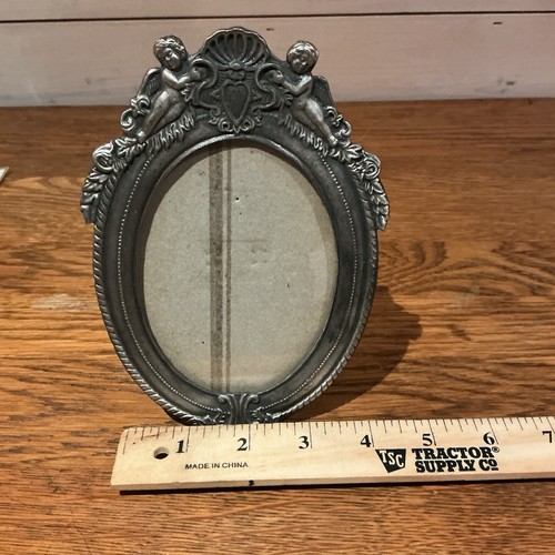 Vintage Pewter Oval Cherub Picture Frame Art Nouveau Style Velour Back - Picture 5 of 8