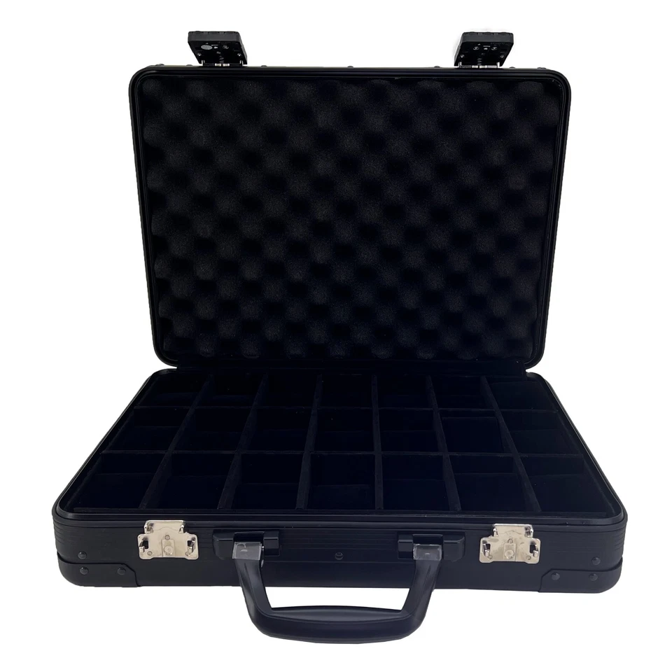 Aluminum Travel Black Case for 21 Watches Large 55mm with TSA Aproved Lock - Image 4 of 4