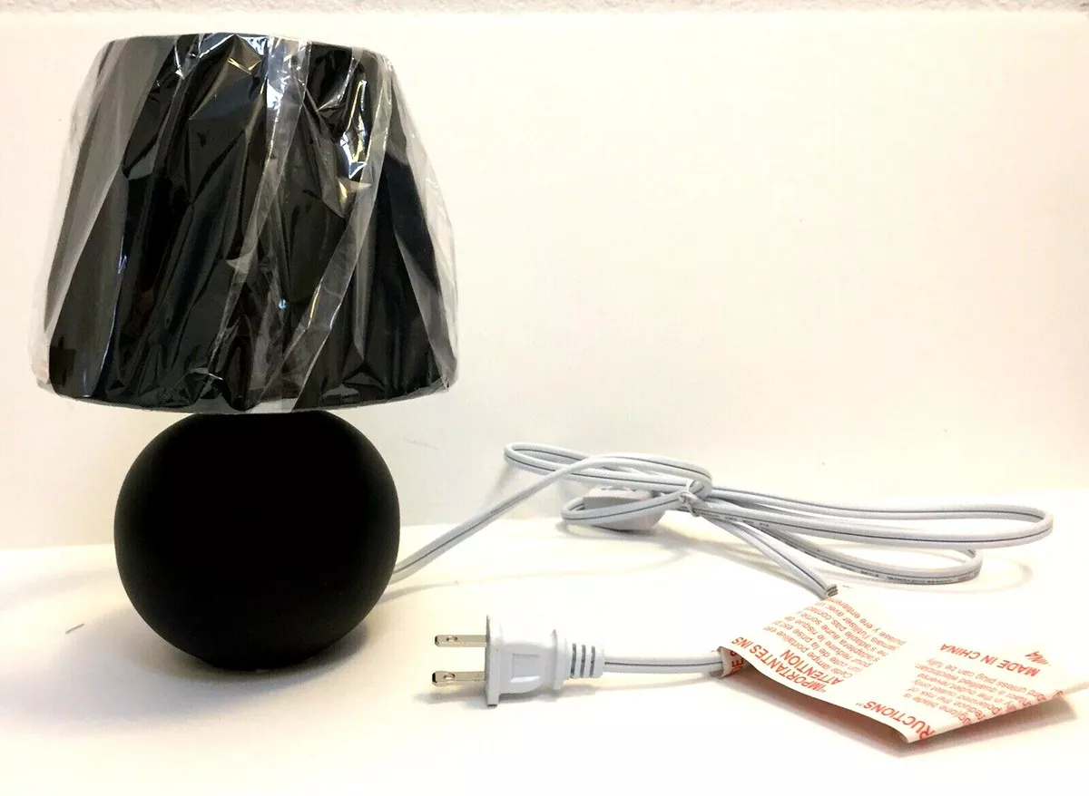 Simple designs mini ceramic on sale globe table lamp