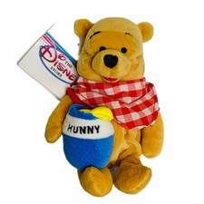 Disney Winnie the Pooh 8" Bean Bag Picnic Pooh Vintage Early 2000's Retired