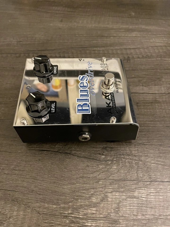Akai Analog Custom Shop Blues Overdrive  Foto 2 de 4