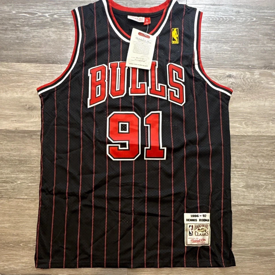 Mitchell & Ness Men Dennis Rodman NBA Fan Apparel & Souvenirs for