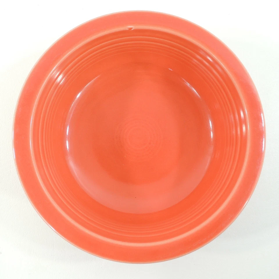 Круглая овощная чаша FIESTA от Homer Laughlin Poppy оранжевая 8 3/8 x 2 3/4 дюйма - Изображение 2 из 4