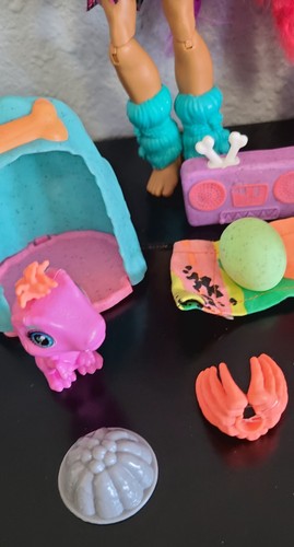 Cave Club Dolls W/ Accessories & Twozies Babies - Picture 3 of 8