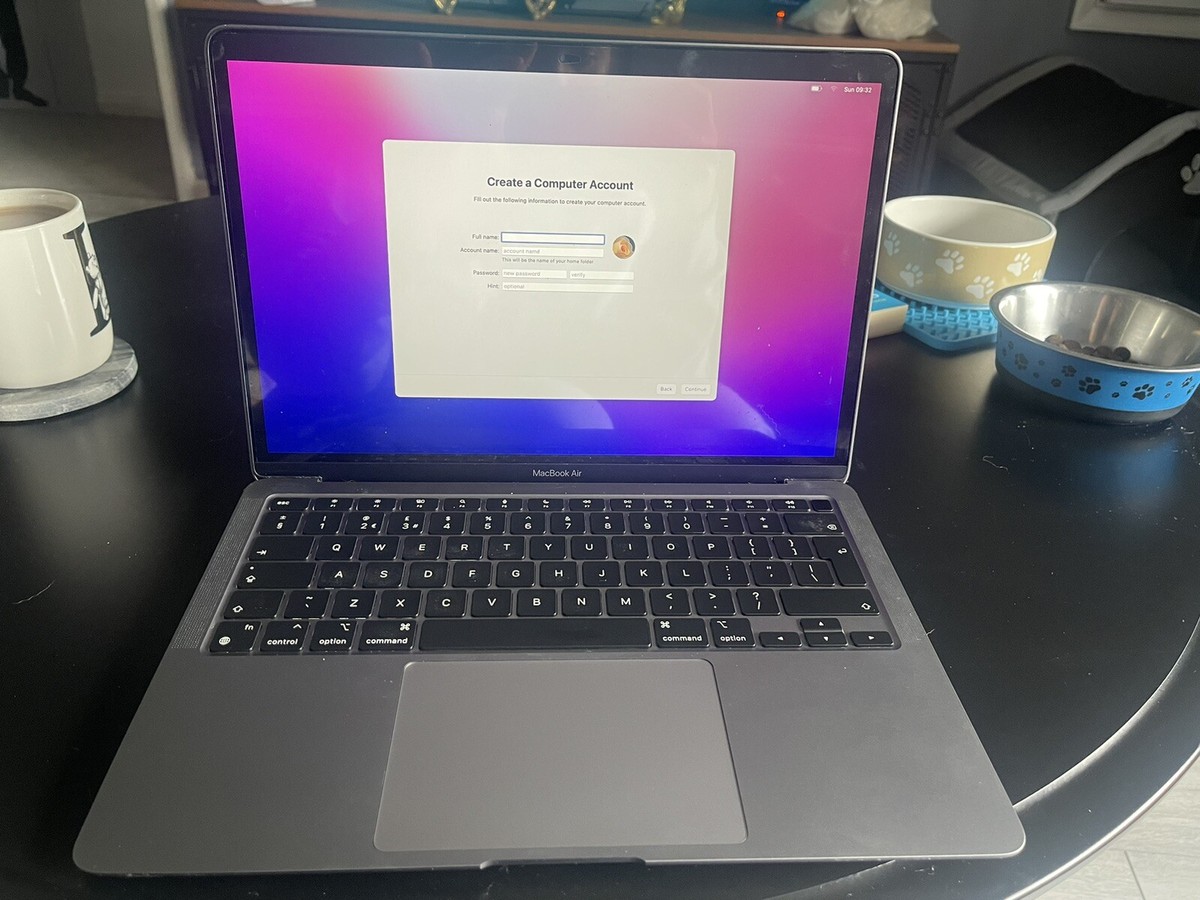 Apple MacBook Air 13in (256GB SSD, M1, 8GB) Laptop - Space Grey