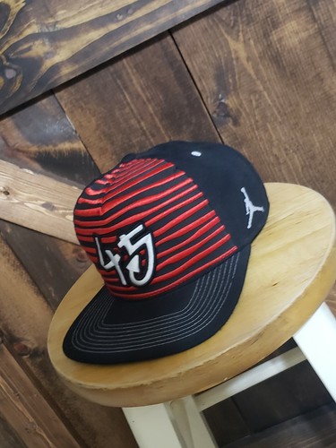 red air jordan hat