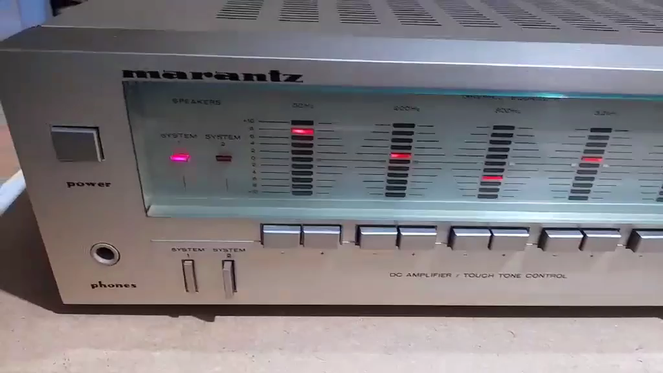 Marantz MODEL 50 Noir - Ampli HiFi Stéréo Marantz sur Marantz MODEL 50 Noir - Ampli HiFi Stéréo Marantz sur