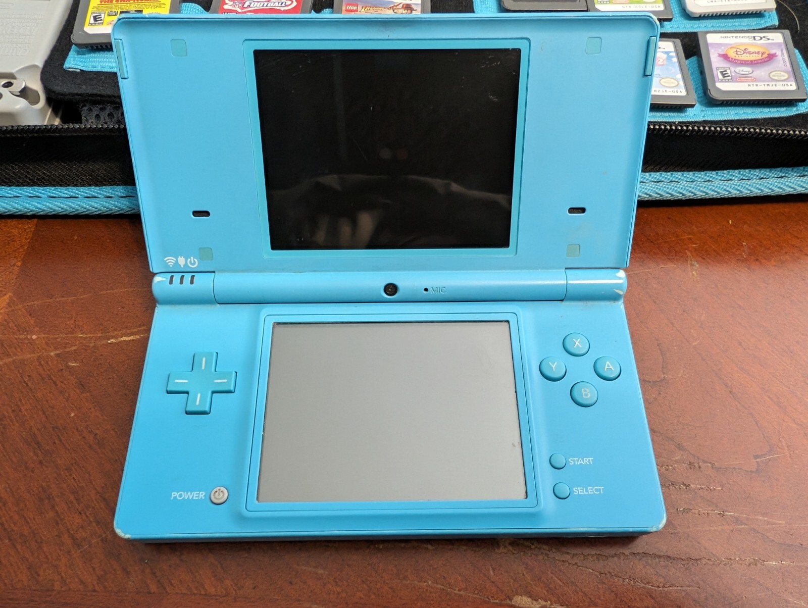 Nintendo DSi ネイビー 極美品 ニンテンドー DSi メタリックブルー