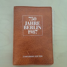 M&uuml;nztasche 750 Jahre Berlin DDR, 4 x 5 Mark + Medaille M&uuml;nzen eingeschwei&szlig;t