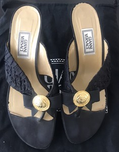Gianni Versace Vintage Thong Sandals Heels Slides Flip Flops W/Medusa Logo 39 | eBay