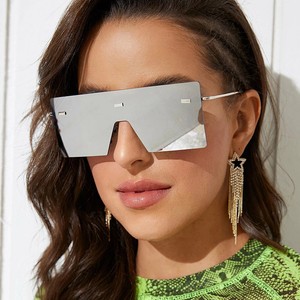 oversized mirror sunglasses