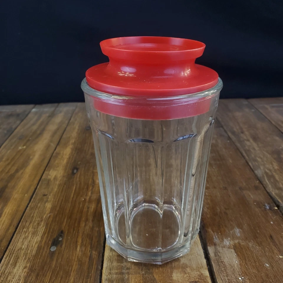 Vintage Luminarc 10 Panel Tumbler Glass with Lid - Image 2 of 4