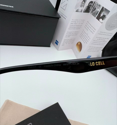 Gentle Monster Square Sunglasses in black acetate Lo Cell 01 Black
