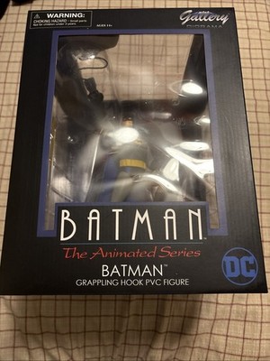 DC Gallery Warner Bros. BATMAN The Animated Series With Batarang Figure Statue