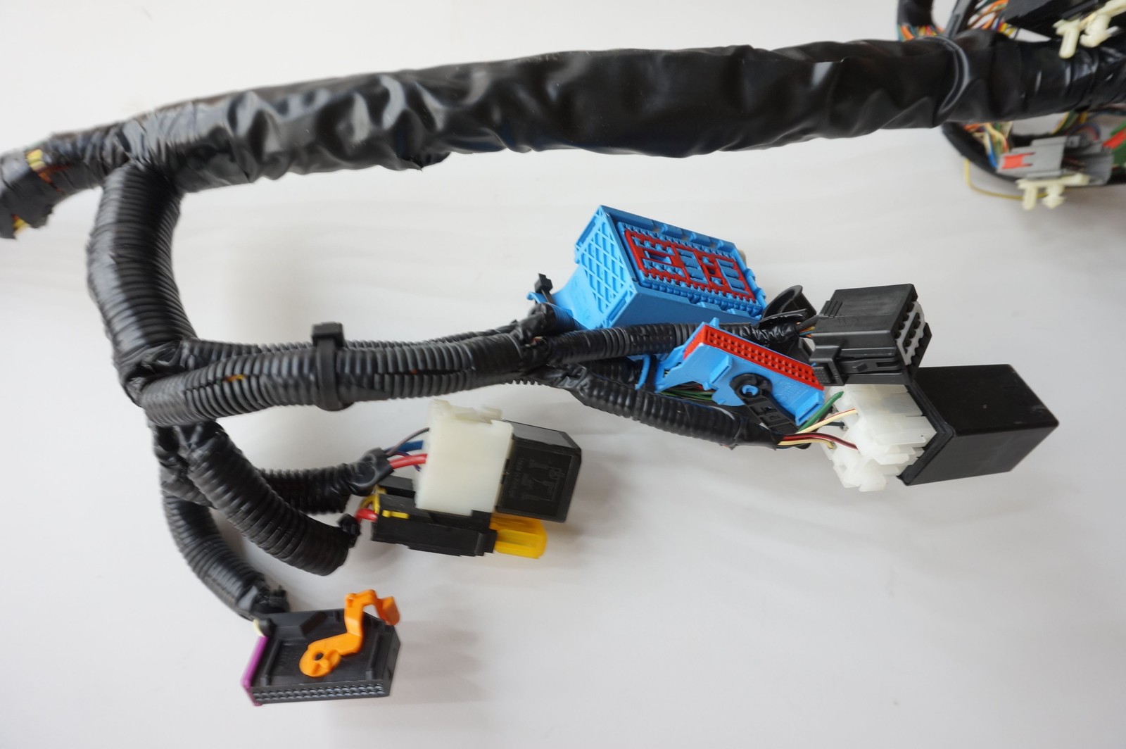 Aston Martin Vanquish Volante 2014 Main wiring harness