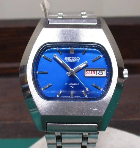 VINTAGE SEIKO 7006-5069 AUTOMATIC
