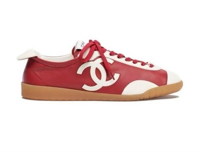 Chanel 26P Red White Leather Suede CC Logo Tie Flat Runner Trainer