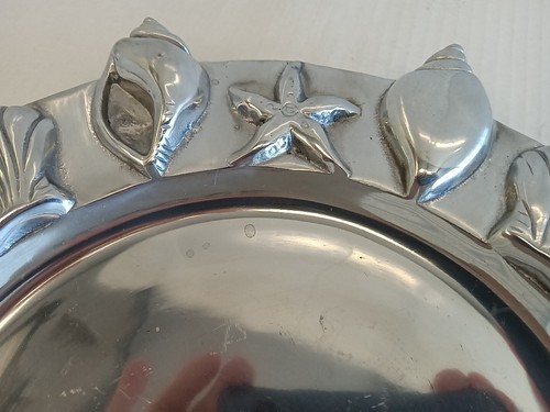 Aluminum 14" Round Serving Tray Mexican? Seashell Starfish Ocean Beach Theme - Picture 2 of 18