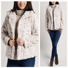 New Dylan True Grit Faux Fur Super Soft Plush Snap Down Jacket In White Size Xs
