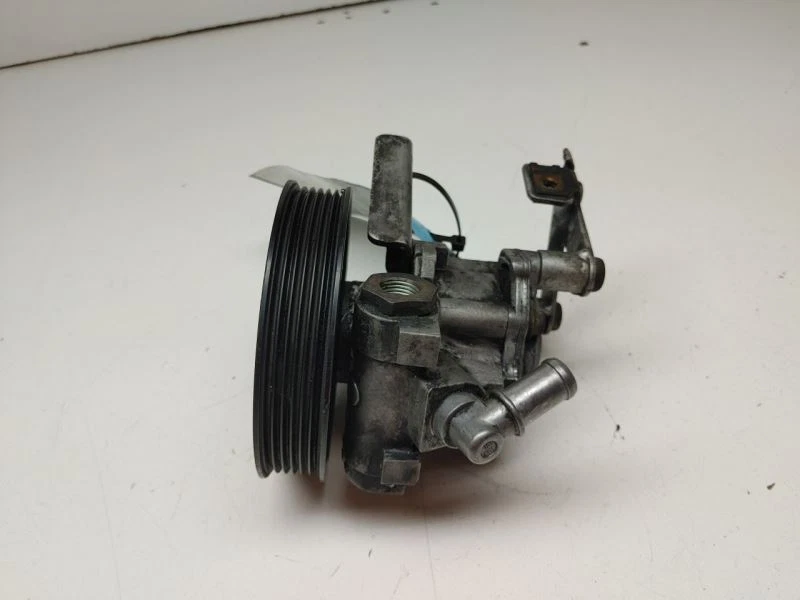 BMW 545I 2004-2005 bomba de dirección asistida Foto 3 de 4