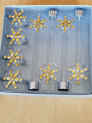 Set 4 mal Tischkartenhalter und Serviettenringe