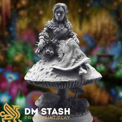 Female Circle of Spores Druid Dnd Mini | Mushroom Wizard | By DM Stash