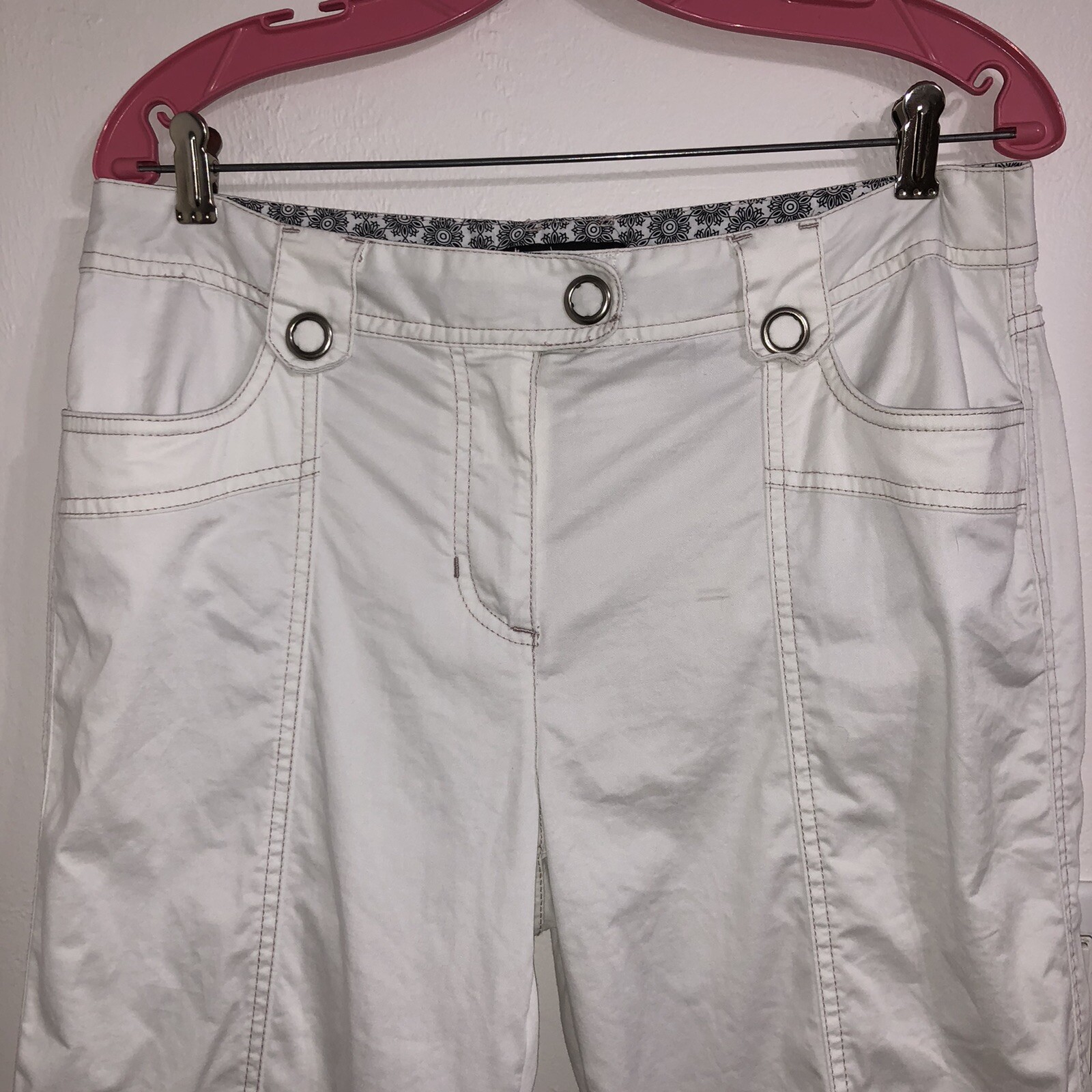 10 Macy’s SKIMMER SHORTS Bermuda Capri WHITE w Silver… Gem