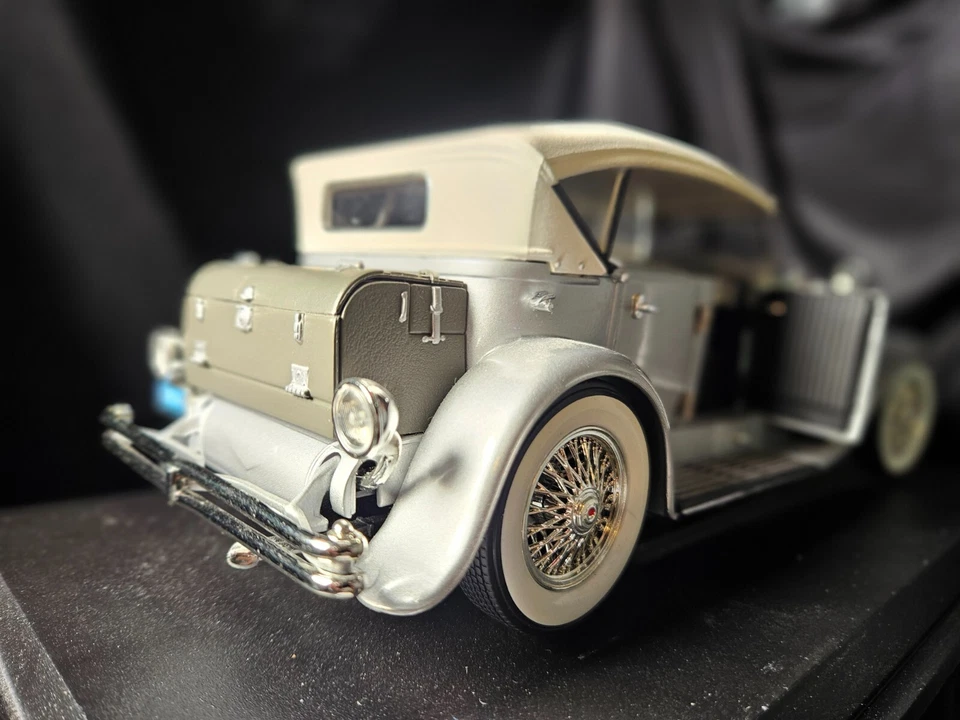 SIGNATURE MODELS 1934 Duesenberg 1:18 Scale Inv. #3026 - Image 3 of 4