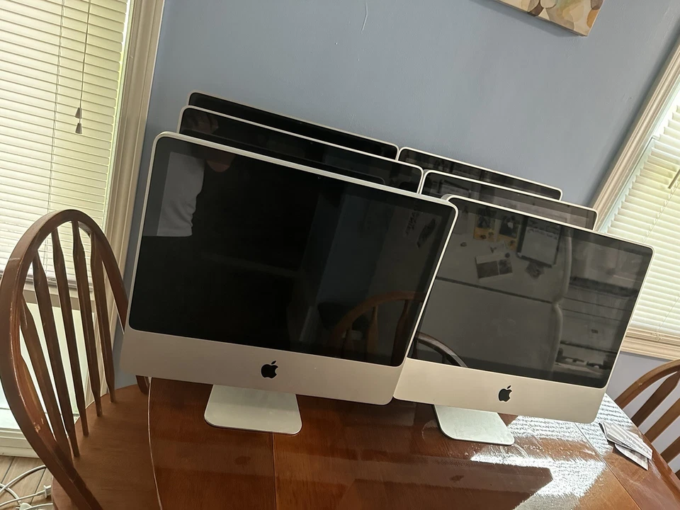 Apple iMac 20" Desktop - MC015LLC (June, 2009) - Image 2 of 3