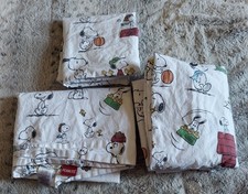 Pottery Barn PEANUTS Snoopy Toddler 3pc Sheet Set Organic Cotton