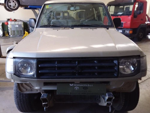 Osłona chłodnicy MR 300643/44 do MITSUBISHI GALLOPER (HYUNDAI)(02.1998) 2002 354135 - Zdjęcie 3 z 10