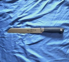 Mercer Culinary M20508 Serrated High Carbon German Steel Bread Knife