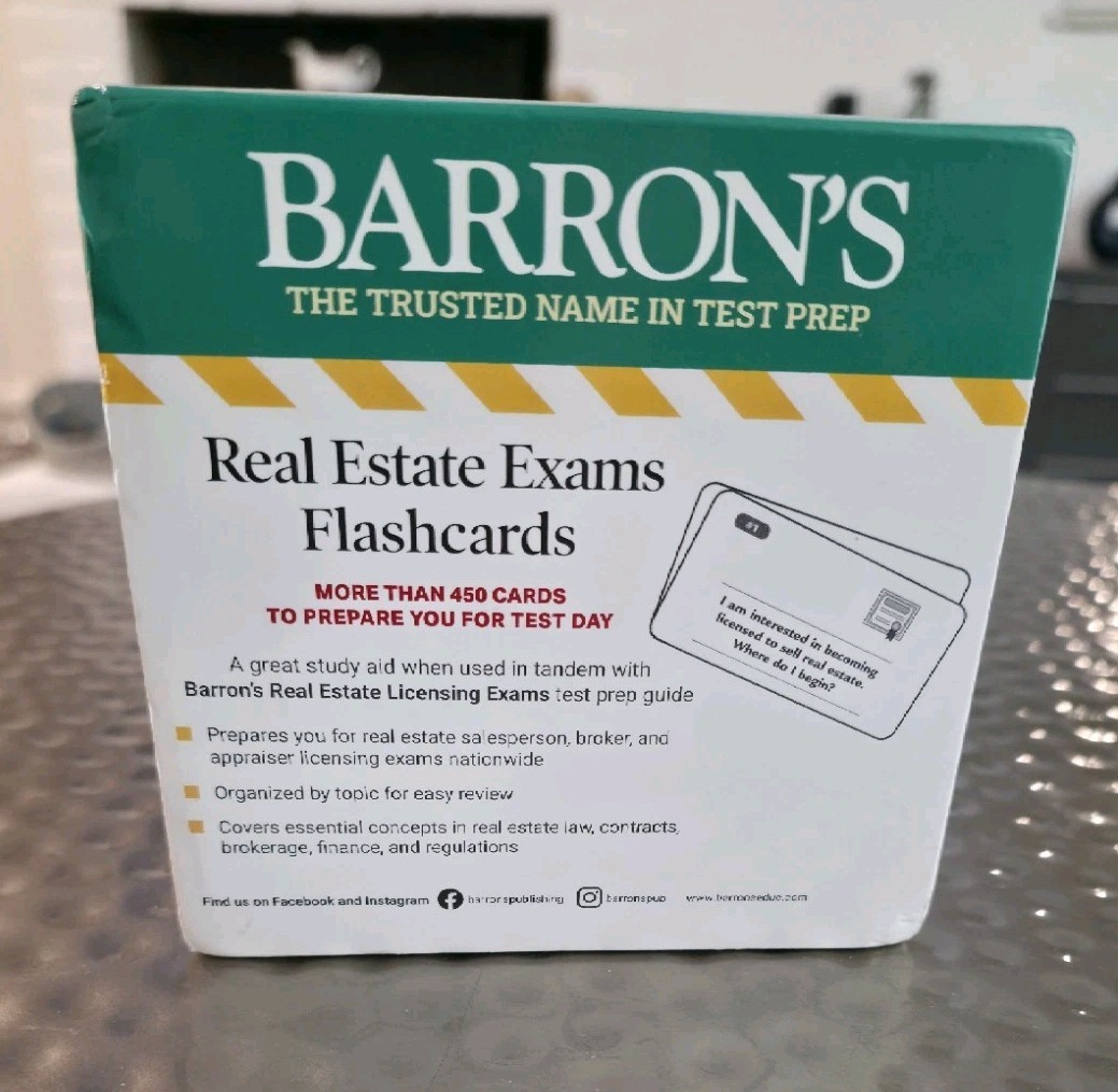 Real Estate Exams Flashcards, Third Edition: Up-to-Date Review by Barron's Ed