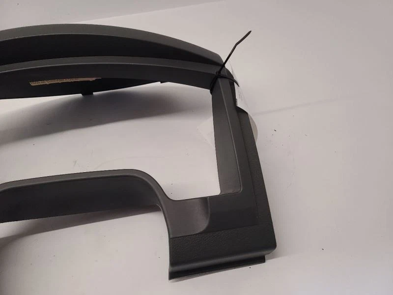 2005 2006 2007 DODGE DAKOTA SPEEDOMETER BEZEL TRIM - Image 4 of 4