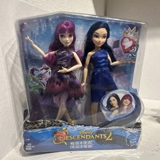 Disney Descendants 2 Mal & Evie 12