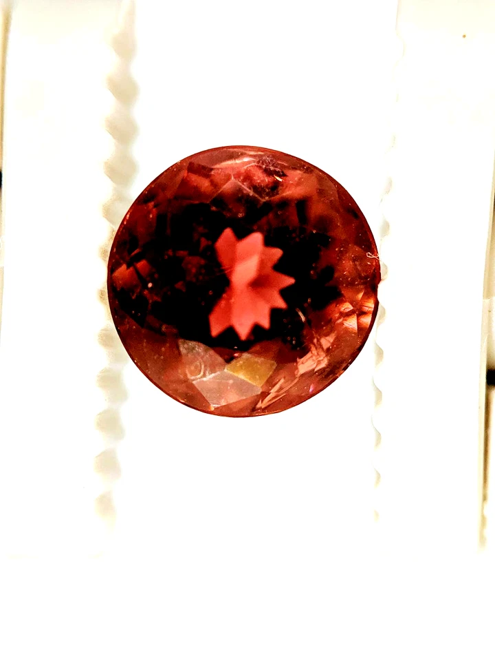 Gema suelta redonda de turmalina de 6 mm Sri Lanka sin tratar sin calefacción Foto 2 de 3