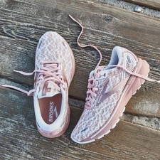 brooks cloud womens