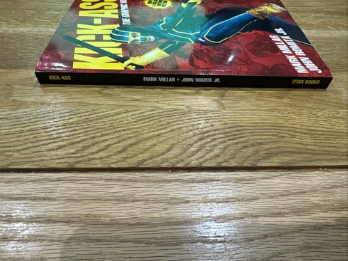 Kick-Ass Graphic Novel 1st Print (Titan UK 2010) FN+ condition. - Picture 2 of 3