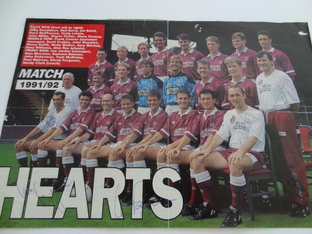 PÓSTER DE REVISTA FIRMADO A MANO HEART OF MIDLOTHIAN FC HEARTS FC 1991-92 ESCUADRÓN