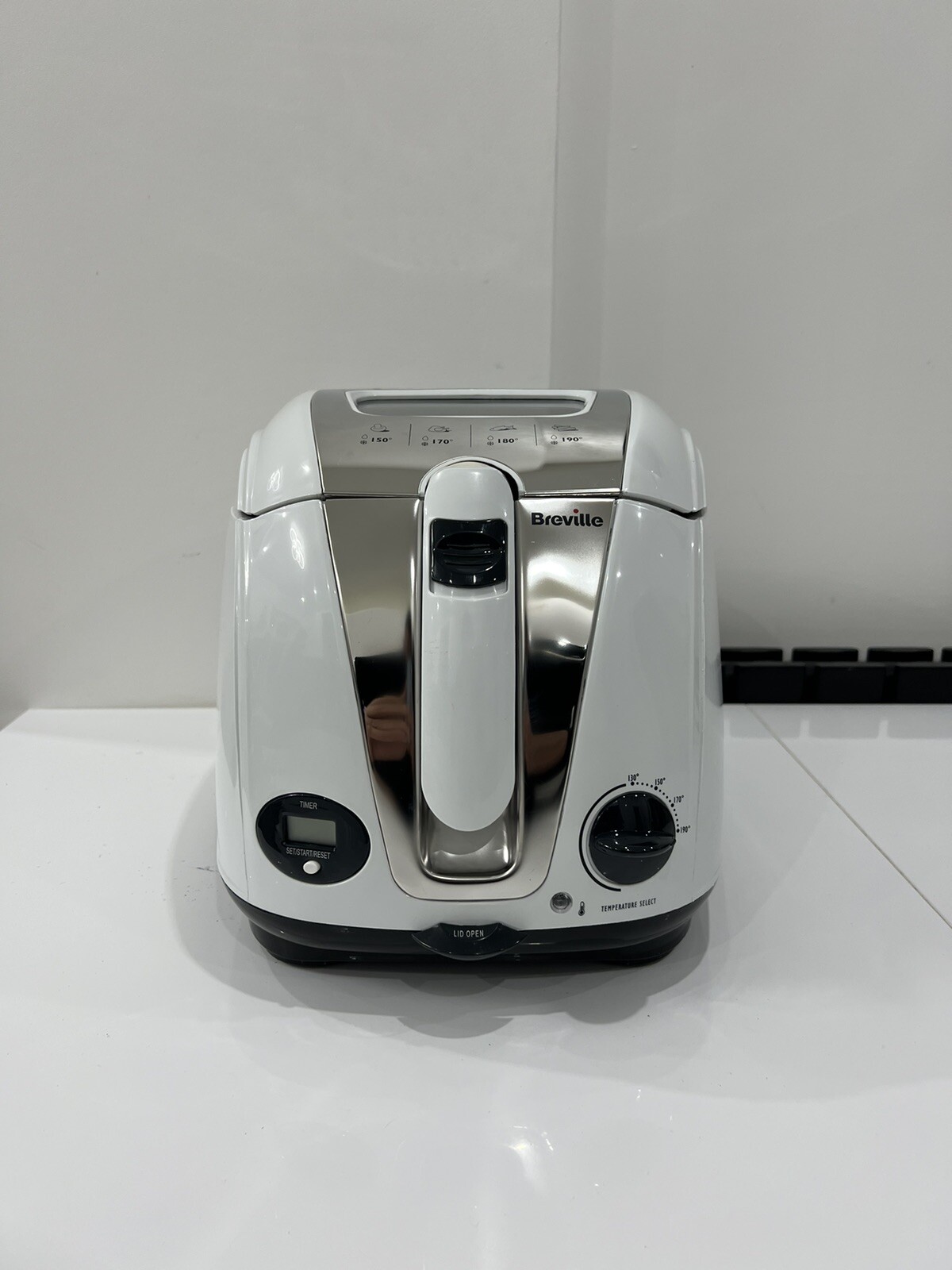 Breville VDF108 Digital Deep Fryer 2L 1KG Easy Clean White & Stainless