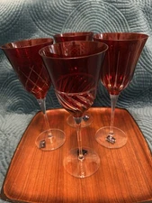 Le Stelle Crystal Design 4 Patterns Wine Glasses Red Diamond Cut Crystal - Italy