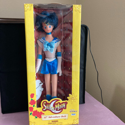 Sailor Mercury Irwin 17  Sailor Moon Yellow Box NIB Doll Released in 2000