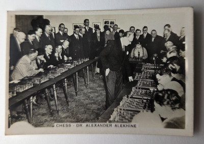 1935 Pattreiouex Sporting Events & Stars #26 Alexander Alekhine - Chess Champion